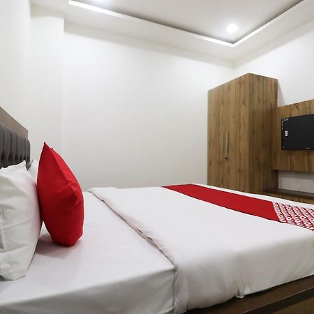 Hotel O Vrindavan Inn Near Lulu Mall Bijnaur Kültér fotó