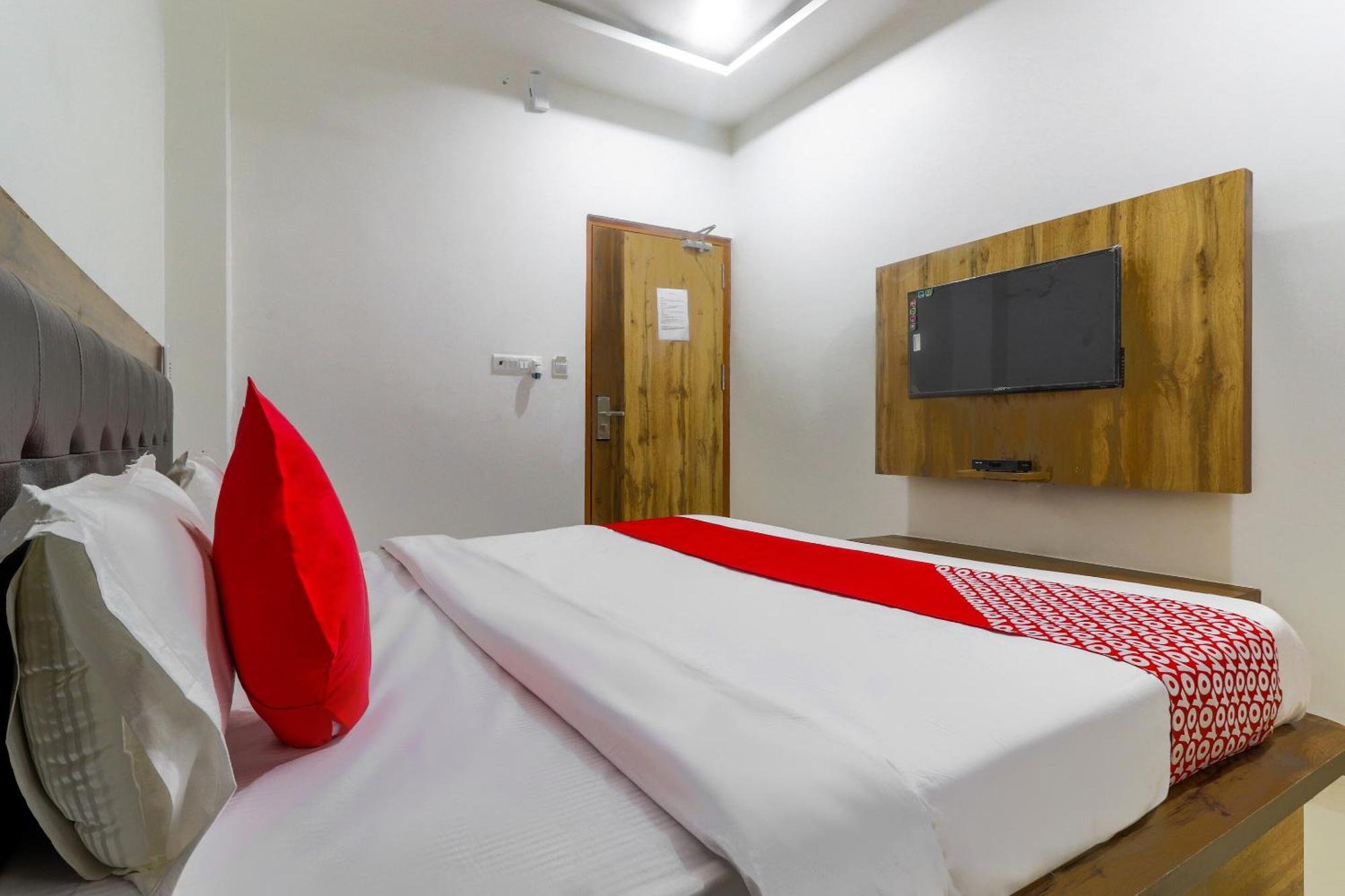 Hotel O Vrindavan Inn Near Lulu Mall Bijnaur Kültér fotó